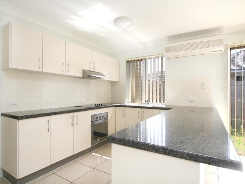 216 Edwards Street, Raceview QLD 4305