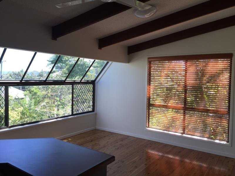 101 Redwood Street, Stafford Heights QLD 4053