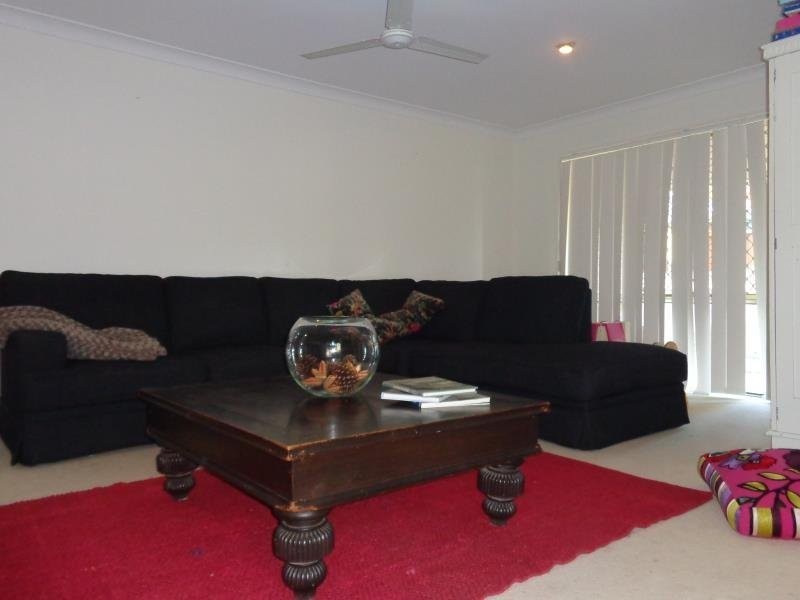 3 Salubris Place, Moggill QLD 4070