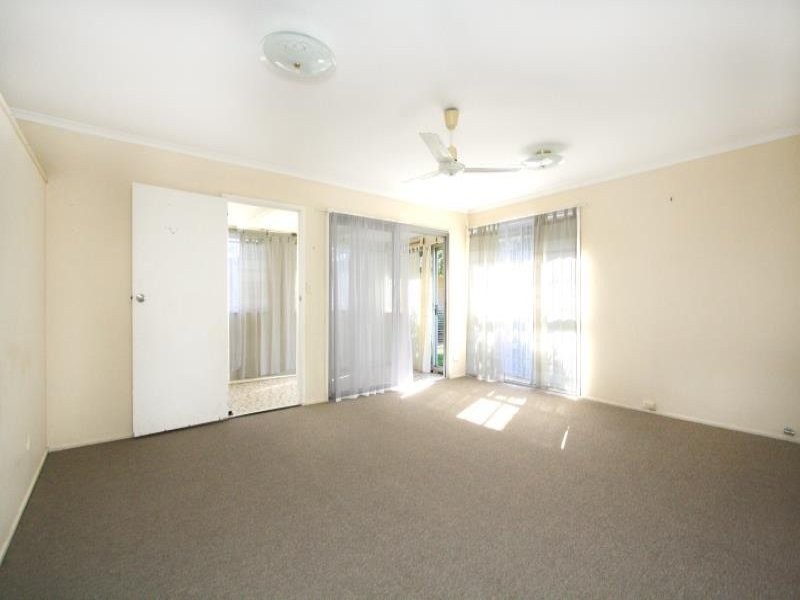 10 Tina Street, Redland Bay QLD 4165