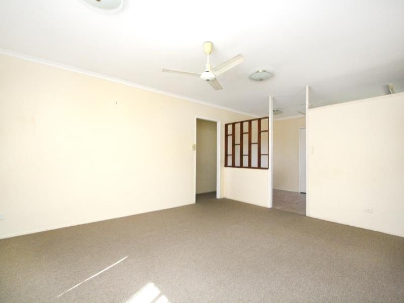 10 Tina Street, Redland Bay QLD 4165