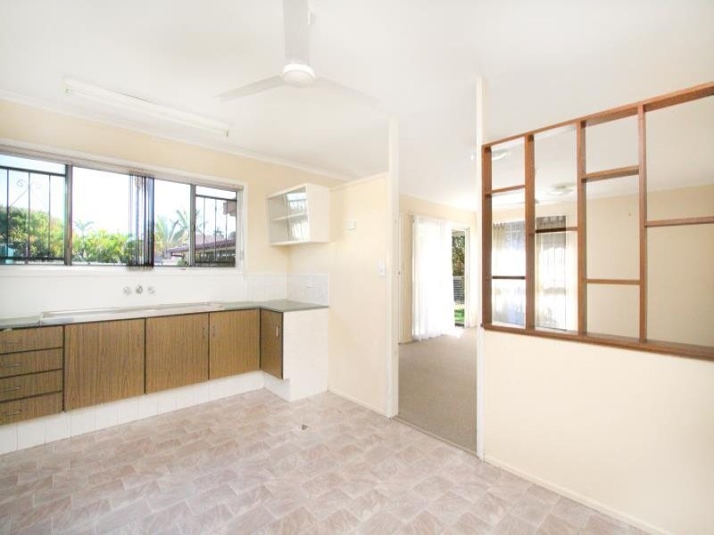 10 Tina Street, Redland Bay QLD 4165