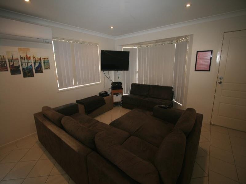 1 Elk Street, Fitzgibbon QLD 4018