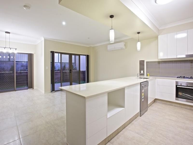 4/8 Bond Street, Cleveland QLD 4163