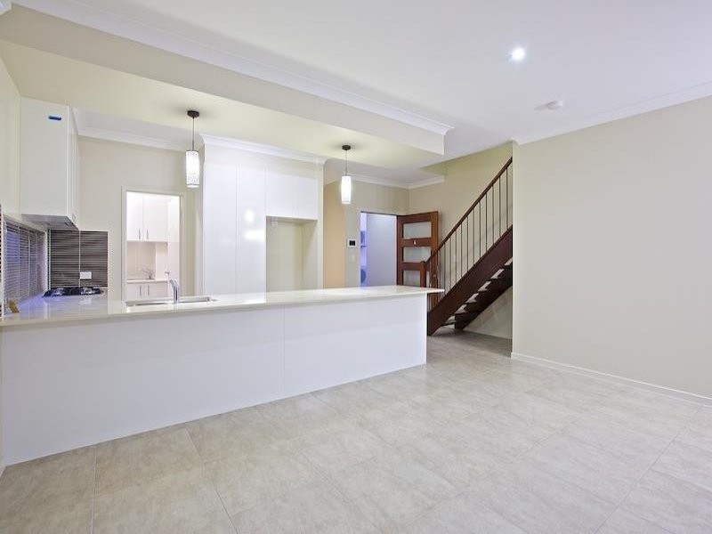 4/8 Bond Street, Cleveland QLD 4163