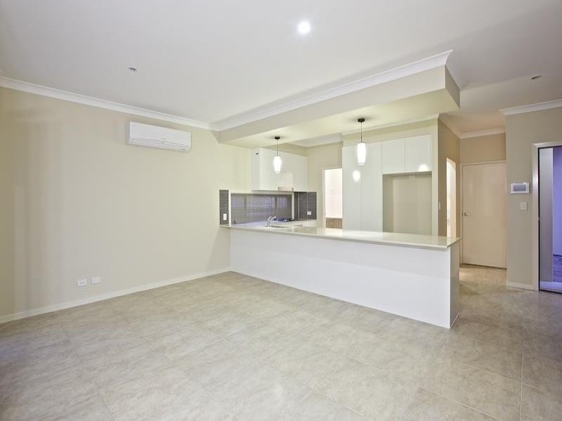 4/8 Bond Street, Cleveland QLD 4163