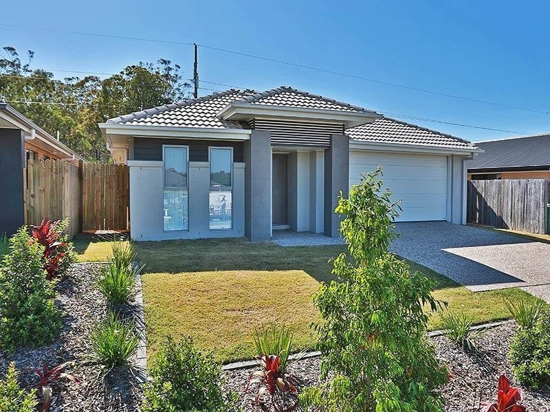 2/20 Water Gum Crescent, Ningi QLD 4511