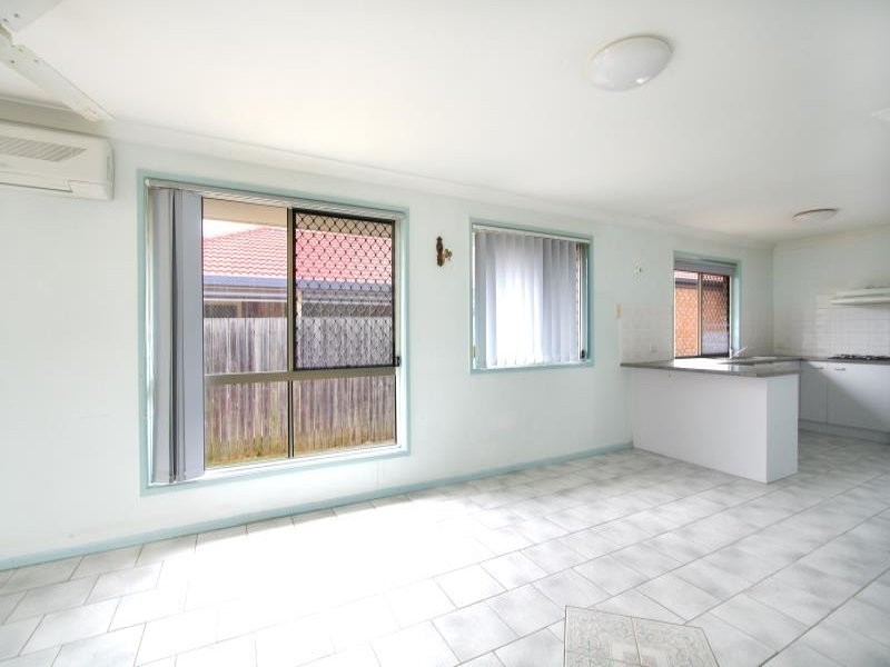 76 The Village Avenue, Coopers Plains QLD 4108