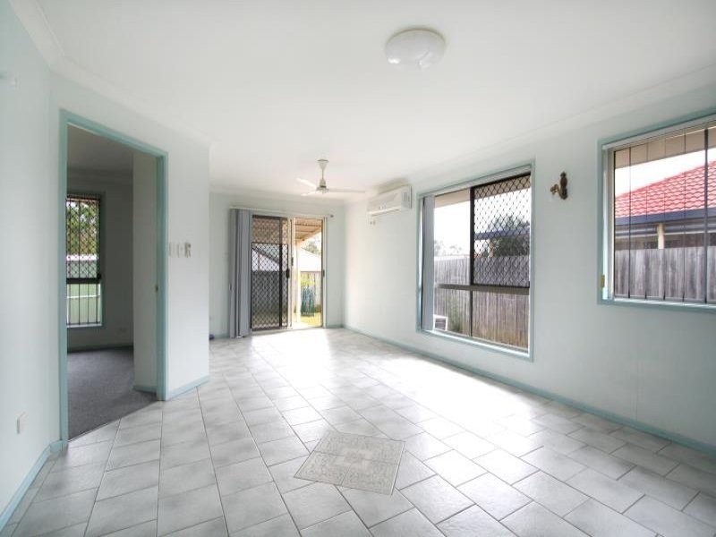 76 The Village Avenue, Coopers Plains QLD 4108