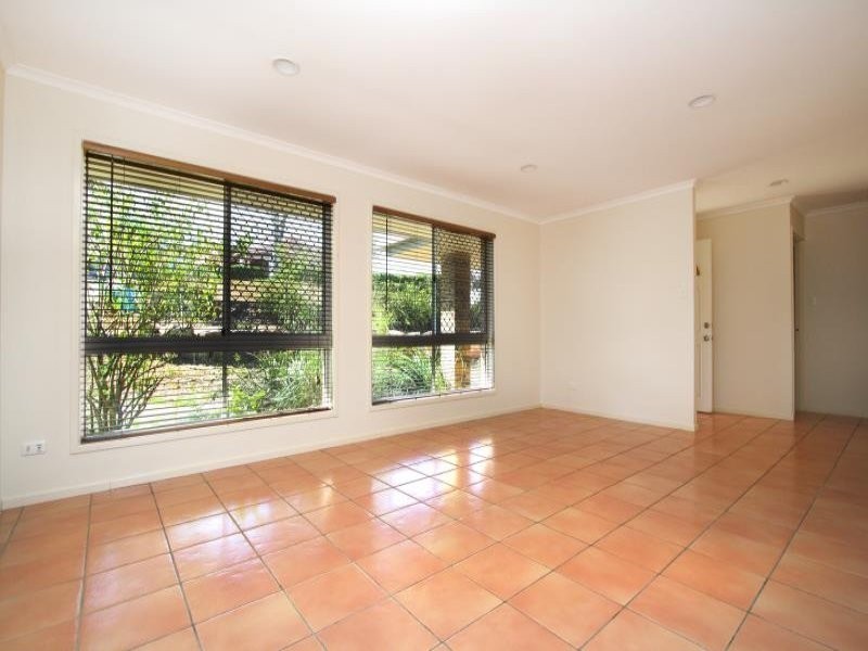 5 Manly Close, Albany Creek QLD 4035