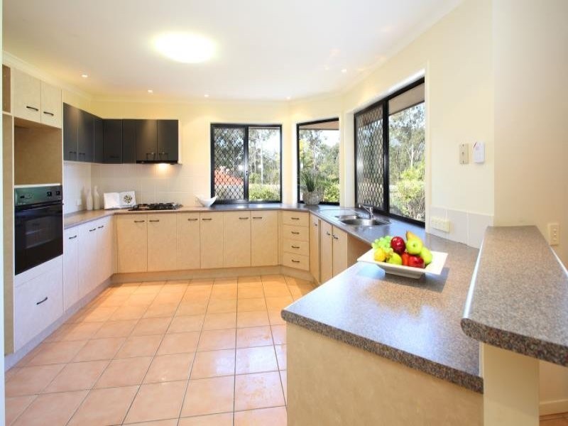 6 Sellers Place, Mcdowall QLD 4053