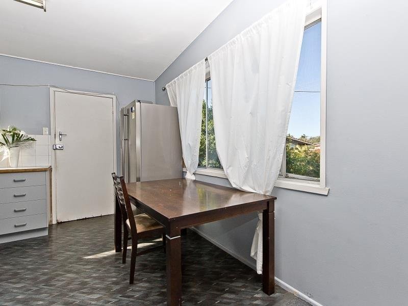 12 Patmar Street, Strathpine QLD 4500