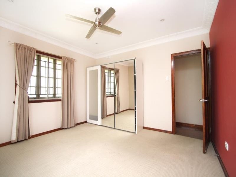 9 Highgate Street, Coopers Plains QLD 4108