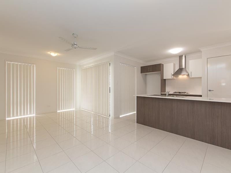 9 Mistral Crescent, Griffin QLD 4503