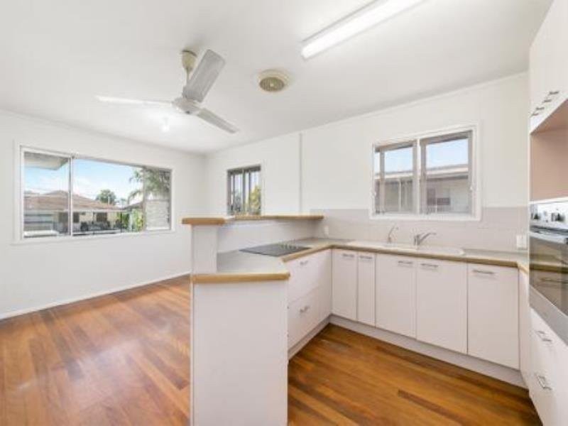 28 McGhie Street, Zillmere QLD 4034