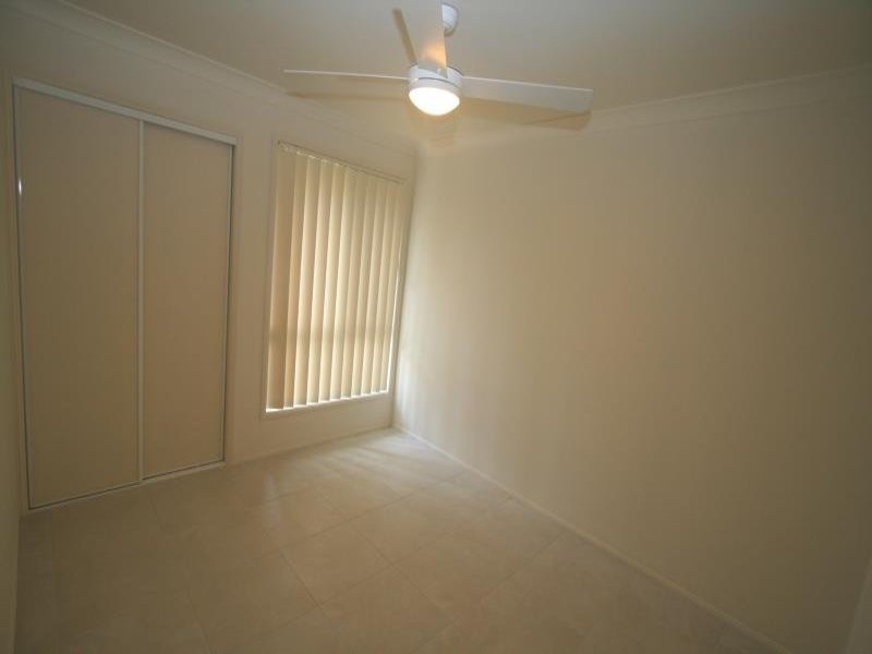 9/5 Hibiscus Circuit, Fitzgibbon QLD 4018