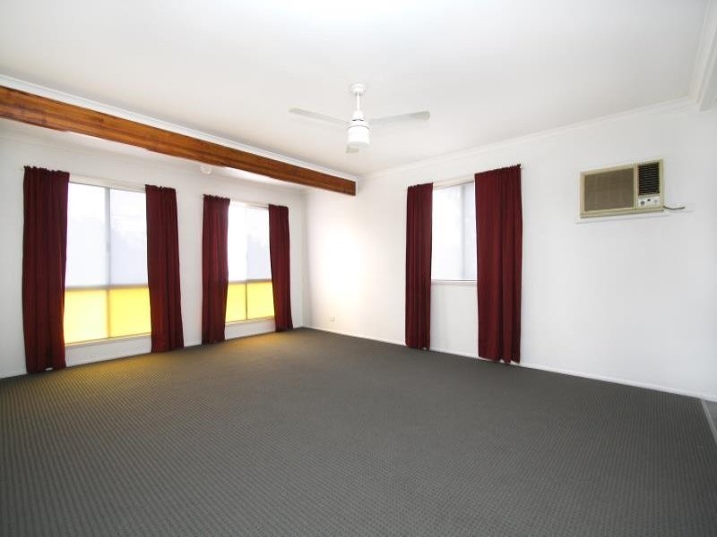 118 Jacaranda Avenue, Logan Central QLD 4114