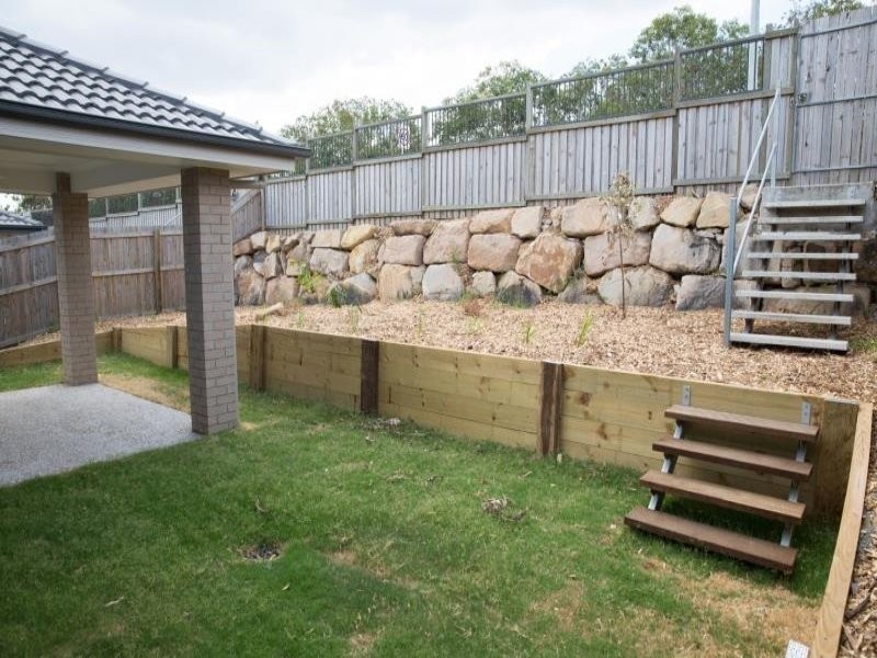 30 Huntley Crescent, Redbank Plains QLD 4301