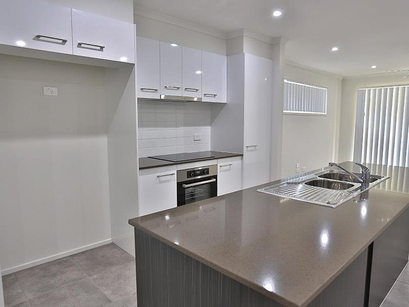 71 Ningi Waters Drive, Ningi QLD 4511