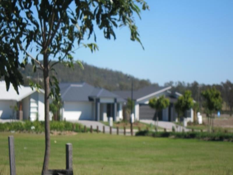 13 Kalgoorlie Street, Pimpama QLD 4209