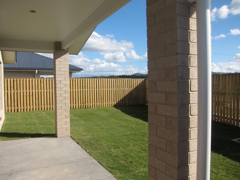 13 Kalgoorlie Street, Pimpama QLD 4209