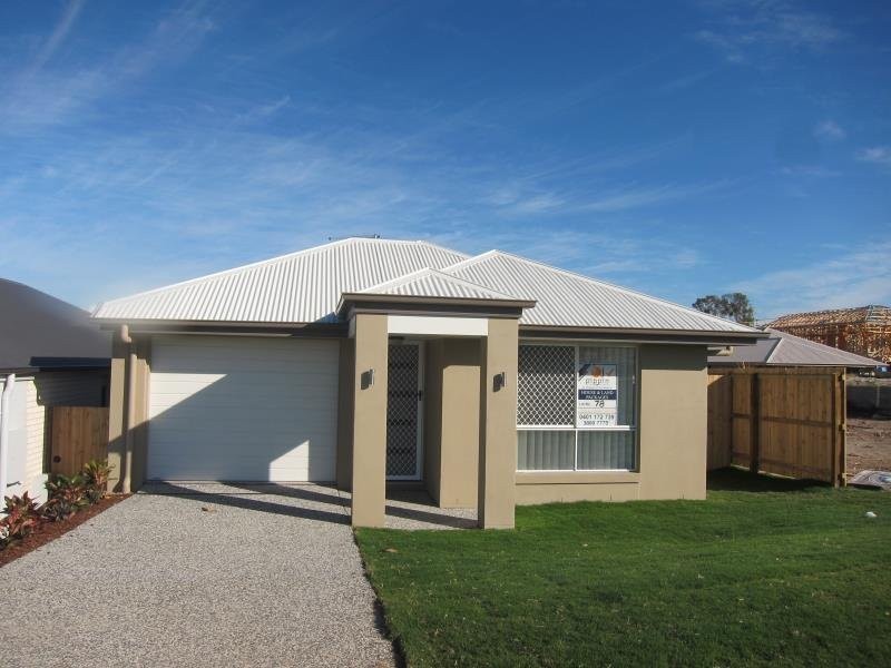 7 Mistral Crescent, Griffin QLD 4503