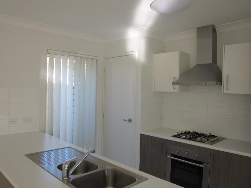 7 Mistral Crescent, Griffin QLD 4503