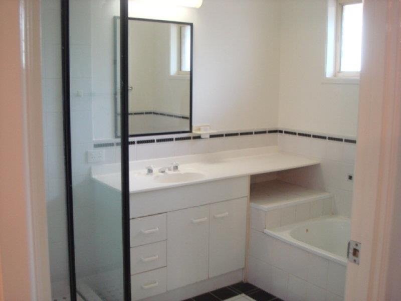 4 Magellan Court, Bray Park QLD 4500