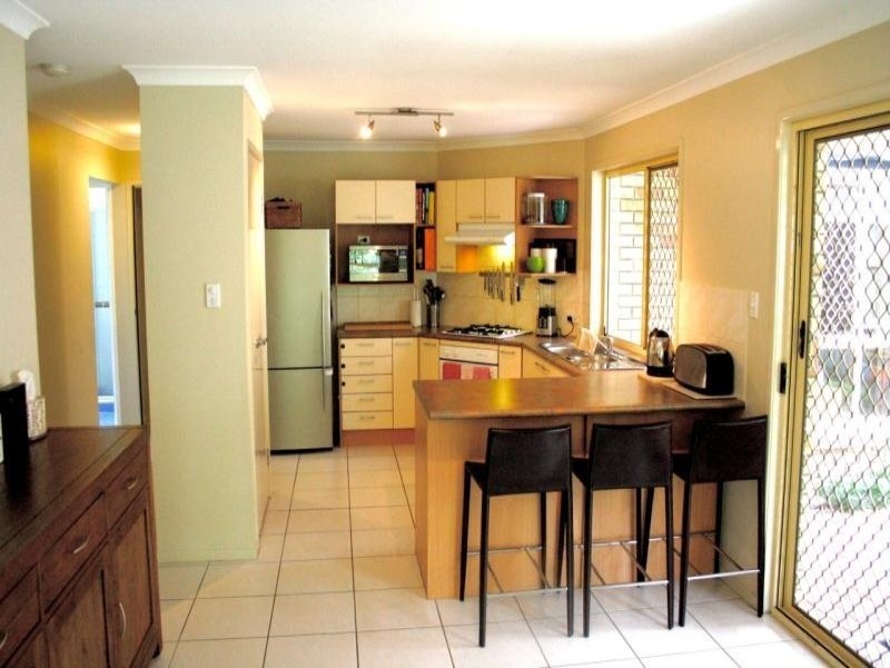 85 Cambridge, Fitzgibbon QLD 4018