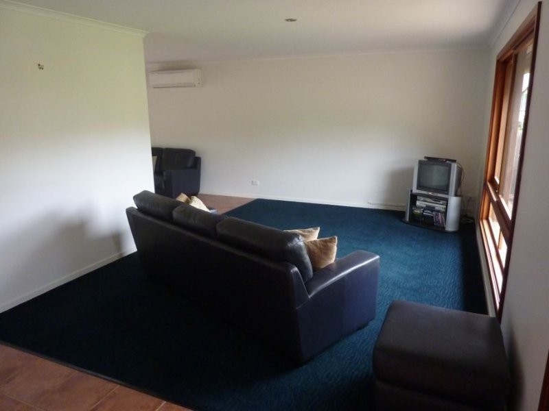 9 Meander Street, Warner QLD 4500