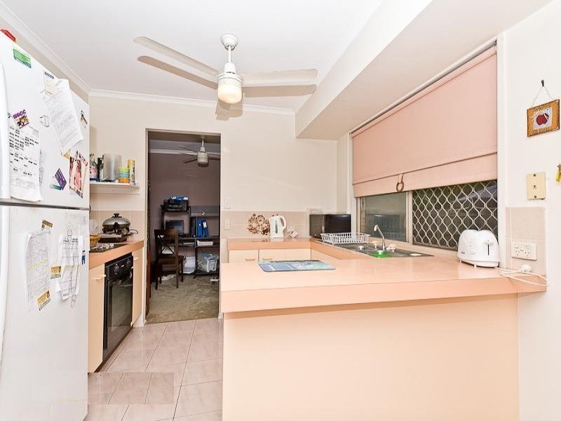 747 South Pine Road, Albany Creek QLD 4035