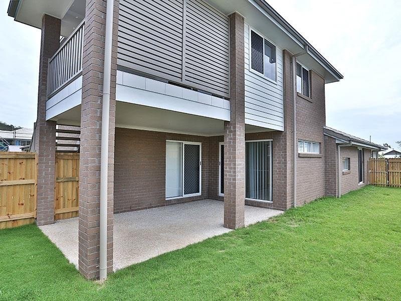 1/8 McKinlay Avenue, Redbank Plains QLD 4301