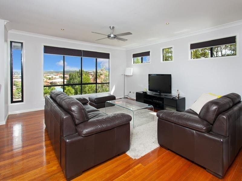 5 Monica Court, Eatons Hill QLD 4037