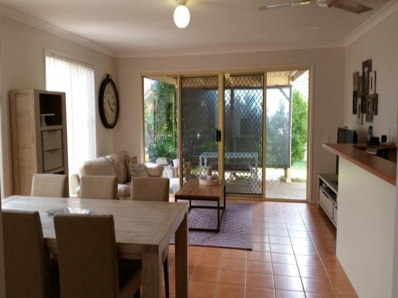 16 Wivenhoe Place, Runcorn QLD 4113