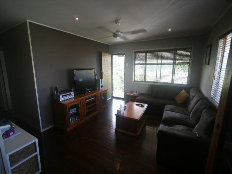 22 Albany Creek Road, Aspley QLD 4034