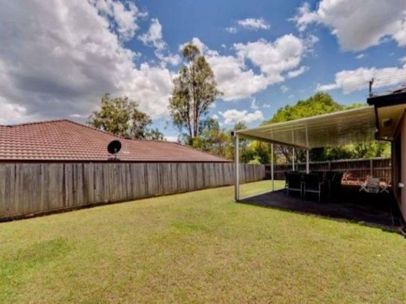 8 Katelyn Ct, Cashmere QLD 4500