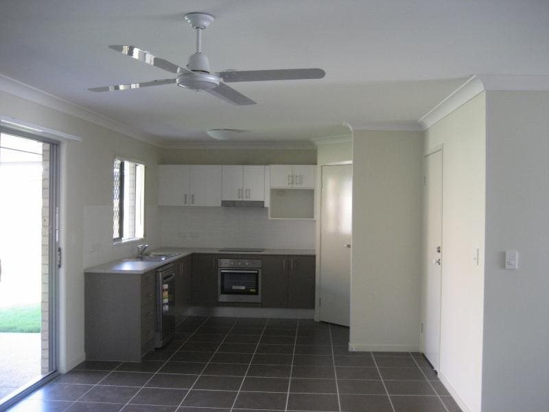 8 Doogal Court, Redbank Plains QLD 4301