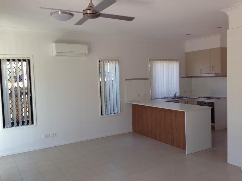 2/247 Aberdeen Parade, Boondall QLD 4034