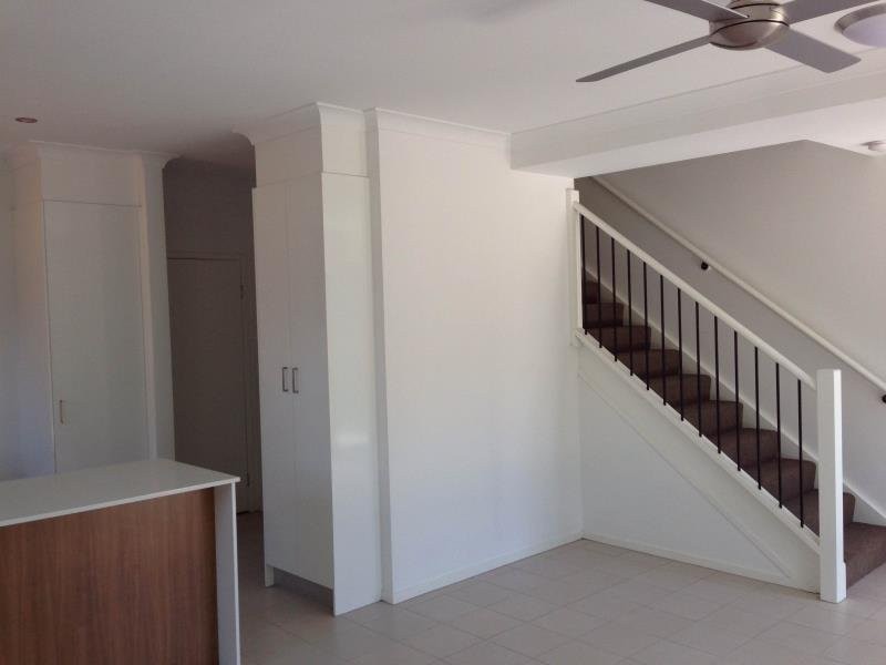 2/247 Aberdeen Parade, Boondall QLD 4034