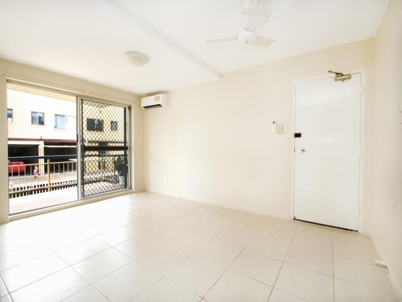 2/123 Old Cleveland Road, Greenslopes QLD 4120