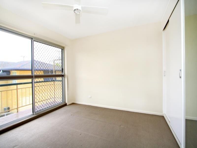 2/123 Old Cleveland Road, Greenslopes QLD 4120