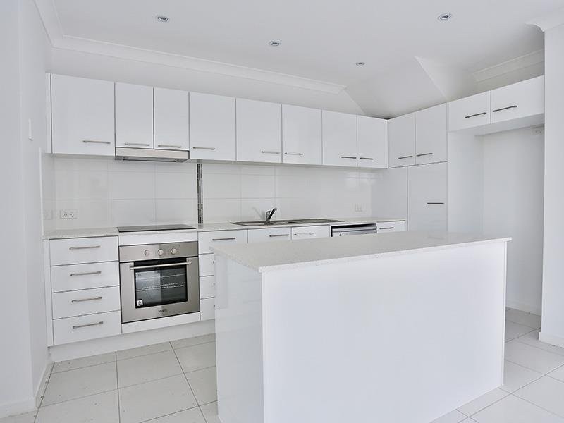 4/33 Pyrite Street, Pimpama QLD 4209