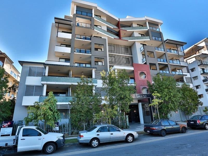 12/41 Playfield Street, Chermside QLD 4032