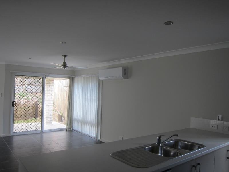 10 Wongabel Close, Waterford QLD 4133