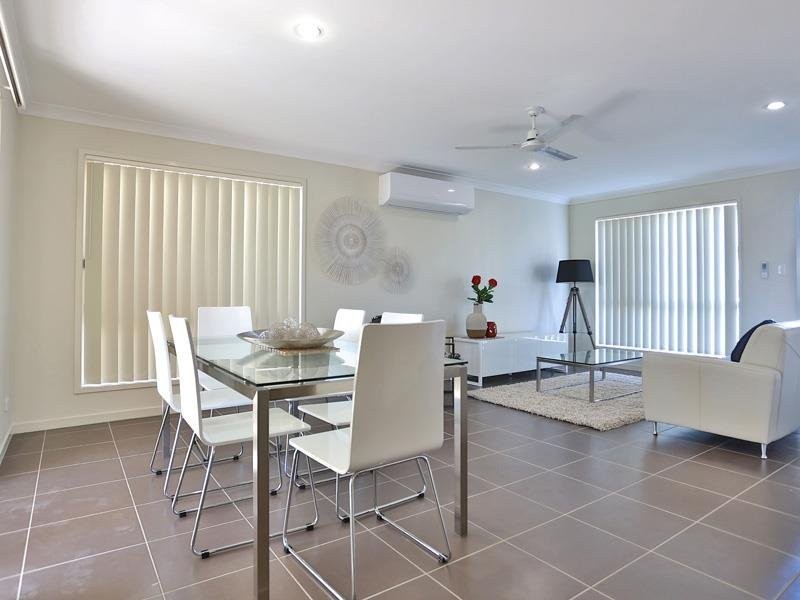 4 86-92 Rolland Parade, Warner QLD 4500