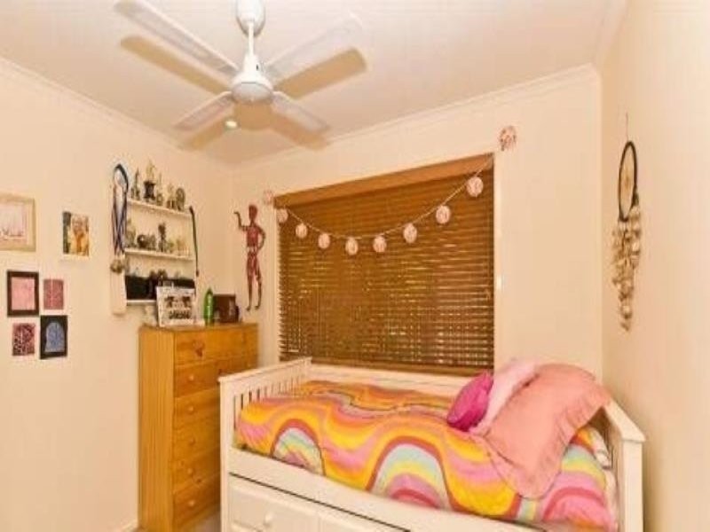 2 Elwood Court, Eatons Hill QLD 4037