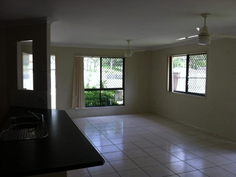 93 Storr Circuit, Goodna QLD 4300