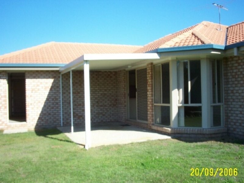 7 Elizabeth Place, Brighton QLD 4017