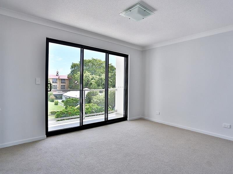 13-15 Norman Street, Wooloowin QLD 4030