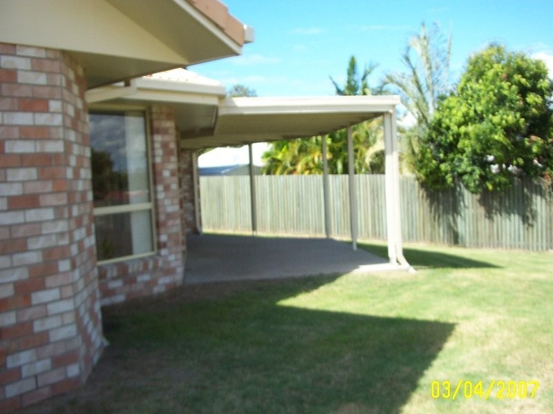 17 Leichhardt Avenue, Rothwell QLD 4022